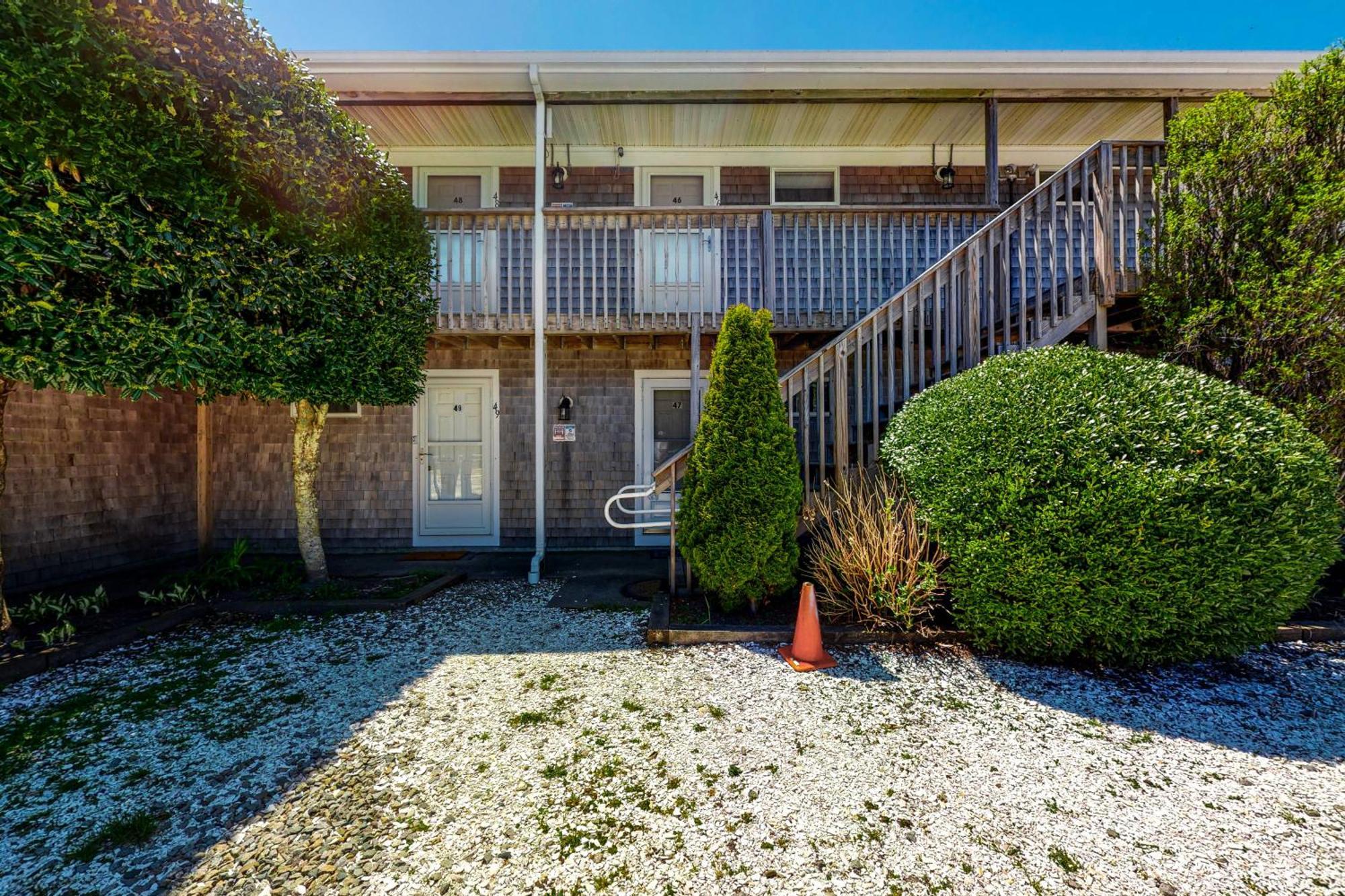 Large Studio With Patio And Pool North Truro Exterior photo
